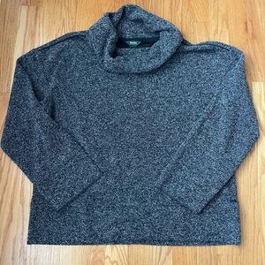 Roots Black and White Textured Sweater